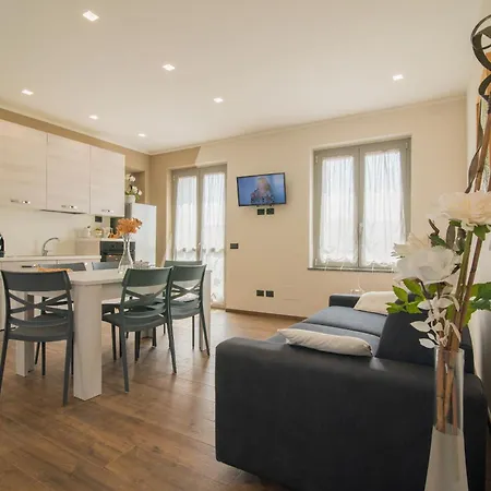 Casa Baratta, Neive, L'acacia - Borgo Storico, Vista Sulle Langhe, Park Ev Appartement Neive