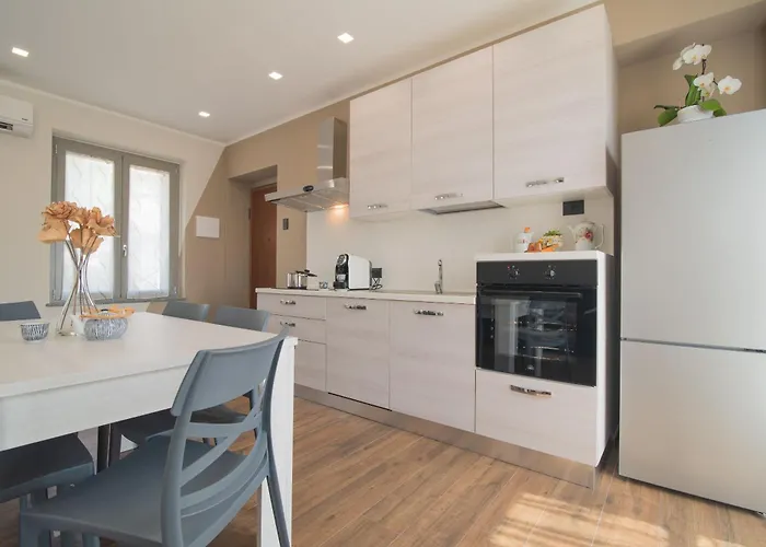 Casa Baratta, Neive, L'acacia - Borgo Storico Nelle Langhe *