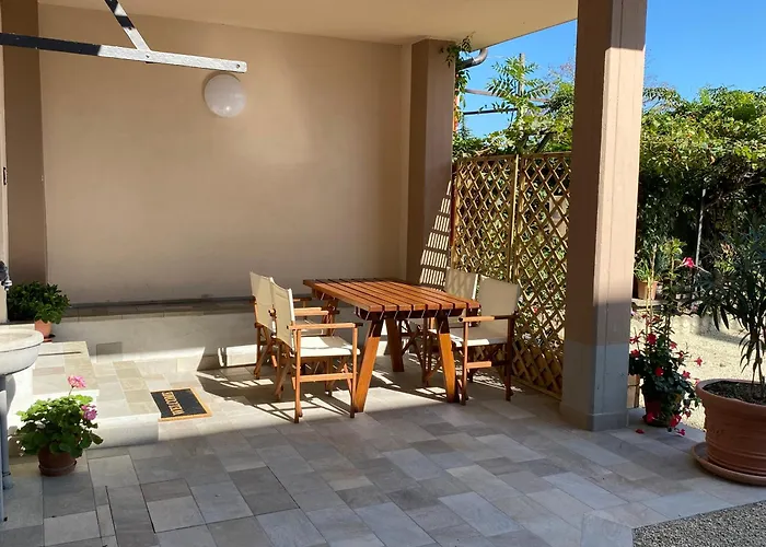 Casa Baratta, Neive, L'acacia - Borgo Storico Nelle Langhe شقة نيف